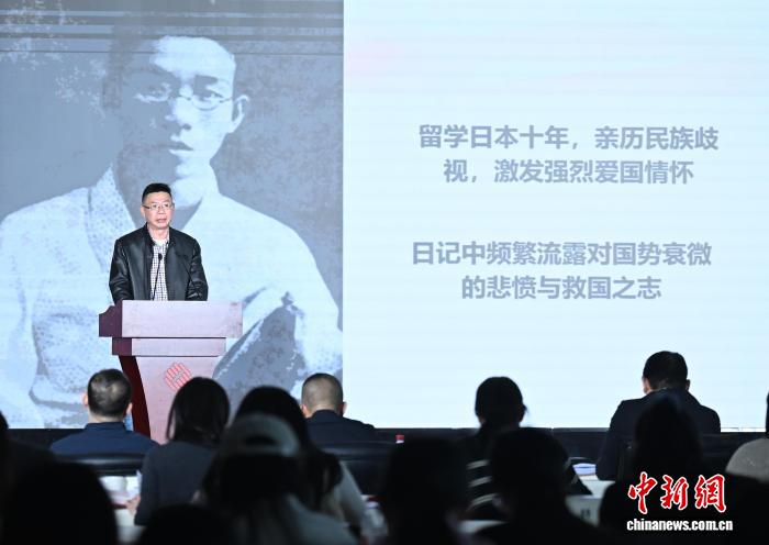 郁达夫长孙追忆先辈：以笔作枪以身许国 传承爱国精神