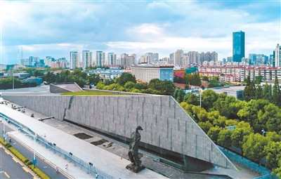 20多年捐赠近3000件（套）抗战文物史料