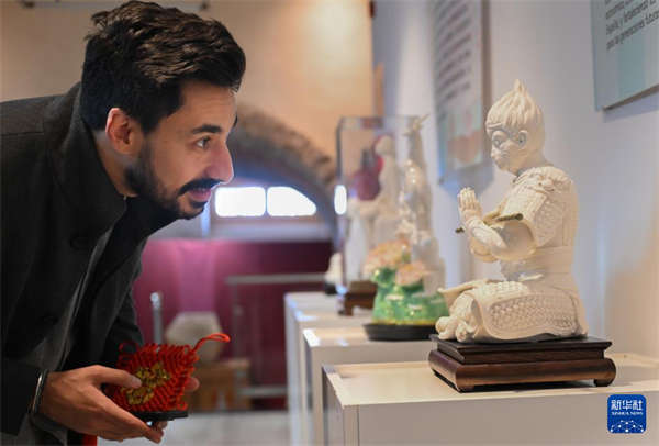“中国白·德化瓷”西班牙巡展开幕