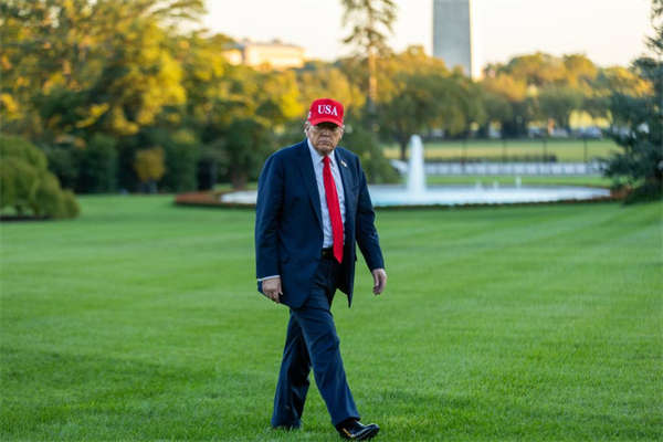 打还是不打？美媒曝特朗普打算和马杜罗直接谈