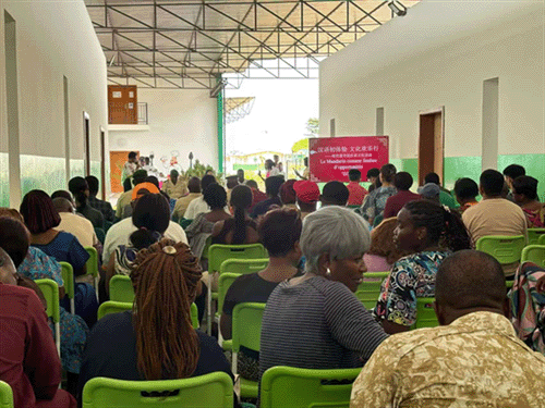 “汉语初体验·文化欢乐行——中华文化体验日”在加蓬举行