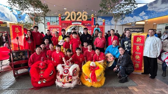 滿地可醒獅團醒獅舞龍慶新春