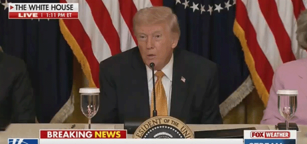 英国首相说要开会做决定，特朗普：啊？你是首相，做决定还要开会？