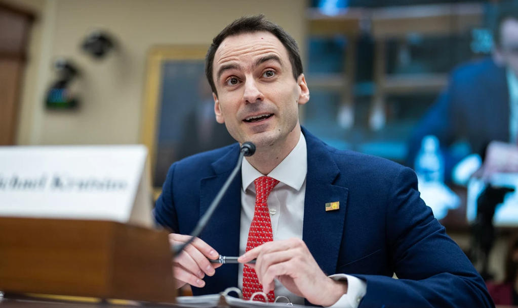 美政府抹黑中国AI：利用“蒸馏”窃取美国技术能力