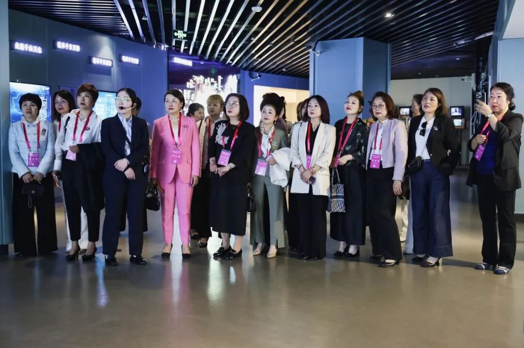 法国华侨华人妇女联合会一行到访温州市委统战部（市侨办）、温州市侨联