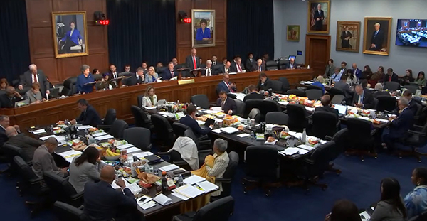 首次！美国众议院一委员会要国务院拉清单：谁是中国AI老大