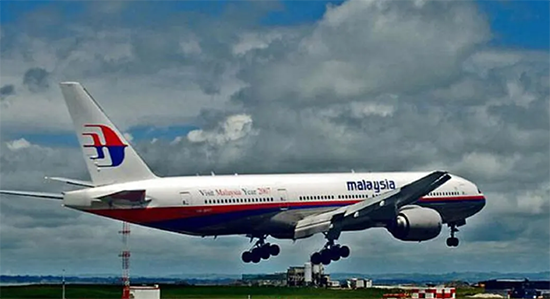 马来西亚政府宣布：将继续搜寻失踪航班MH370，期限延长一年